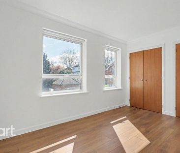 4 bedroom terraced house to rent - Photo 3