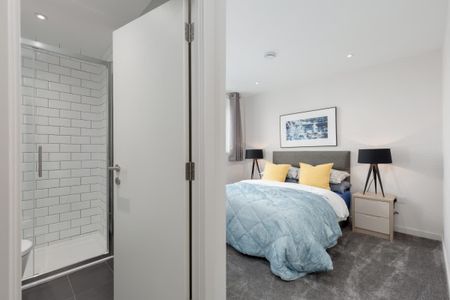 Canal Walk Edinburgh EH3 - Photo 4