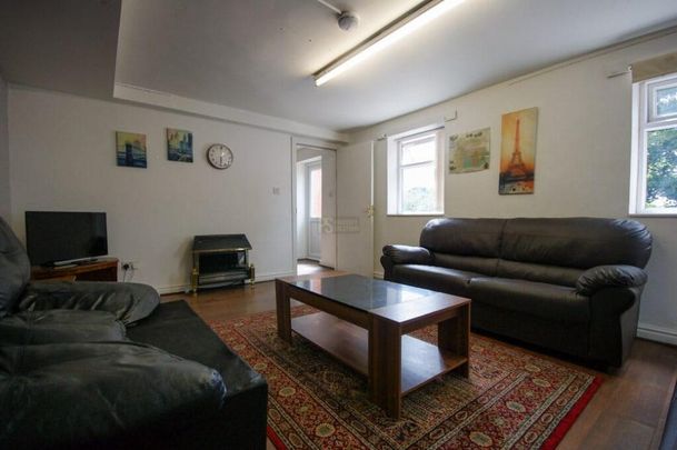 5 bedroom terraced house to rent - Photo 1