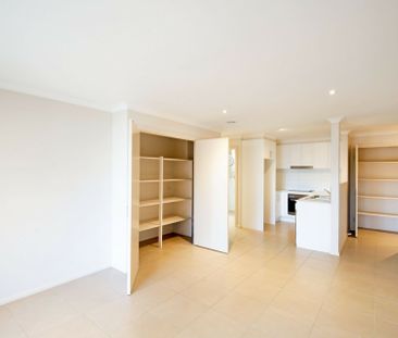 Ground floor unit with courtyards - Photo 2