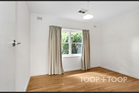 Ideally Located Home! - Photo 5