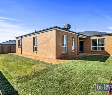 Modern Family Living in Convenient Huntly Location - Photo 2