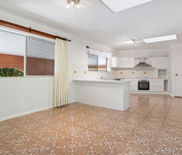 87 Sovereign Drive - Photo 3