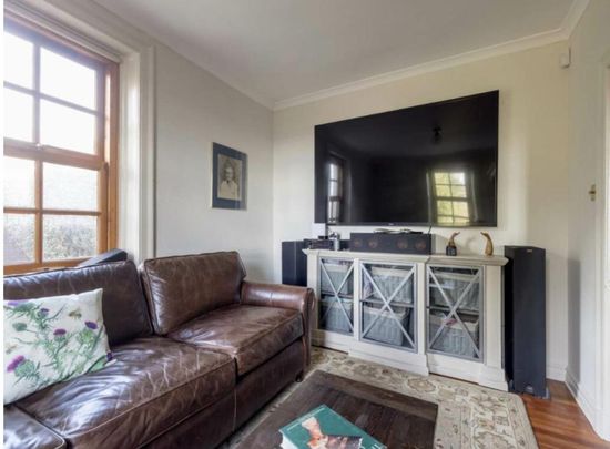 4 bedroom detached house to rent - Photo 1