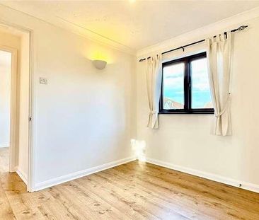 Othello Grove, Warfield, Berkshire, RG42 - Photo 5