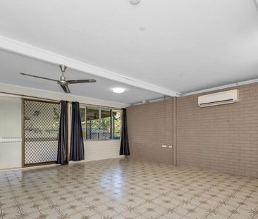 Comfortable Family Living in a Great Location - Photo 5