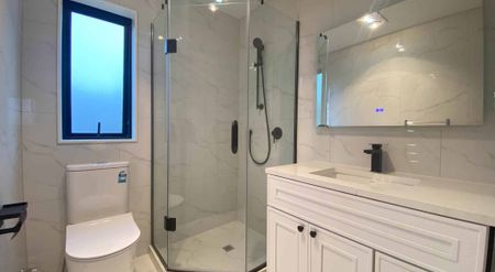 Modern Townhouse in Prime Manukau Location - Photo 4