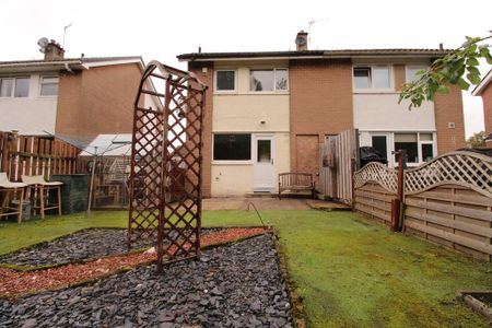 2 bedroom semi-detached house to rent - Photo 5