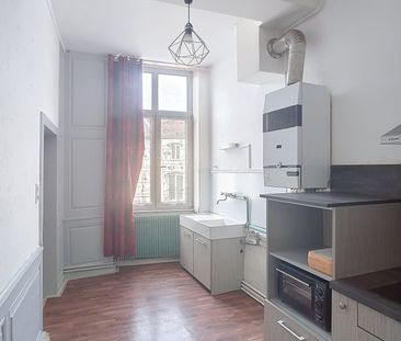 Location Appartement 2 pièces 72m² LIGNY EN BARROIS 55500 - Photo 3