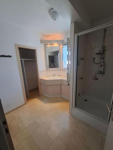 Location Appartement 3 pièces 89m² MONT DE MARSAN 40000 - Photo 5
