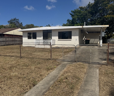 8 Amadio Court, Douglas - Photo 4