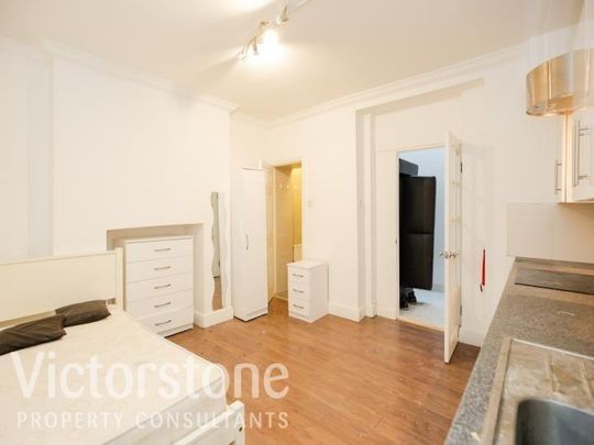 Studio to rent - Photo 1