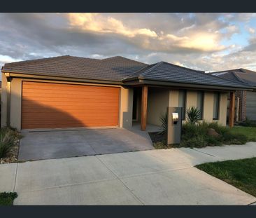 14 Mallard Avenue, Officer, Vic 3809 - Photo 6