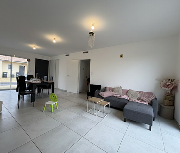 Location Maison 4 pièces 82m² QUINCAY 86190 - Photo 1