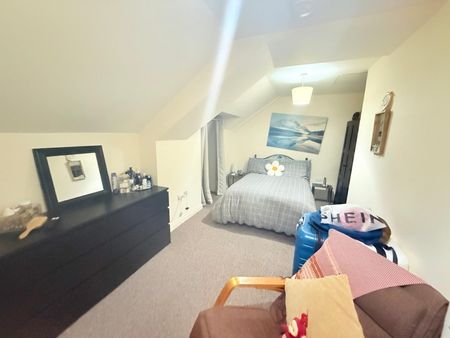 Sherborne Road, Yeovil, Somerset - Photo 3