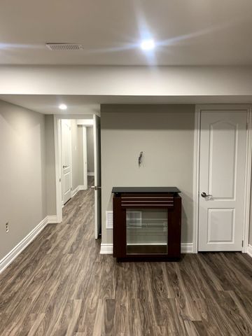 For Lease - 265 CHILVER HEIGHTS N/A Unit# Bsmt 1A, Milton, Ontario - Photo 3