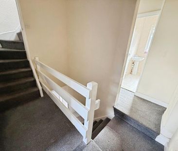 3 bedroom terraced house to rent - Photo 5