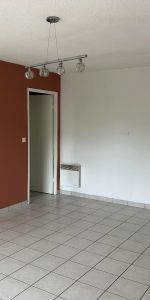 Location Appartement 2 pièces 46m² LA GORGUE 59253 - Photo 4