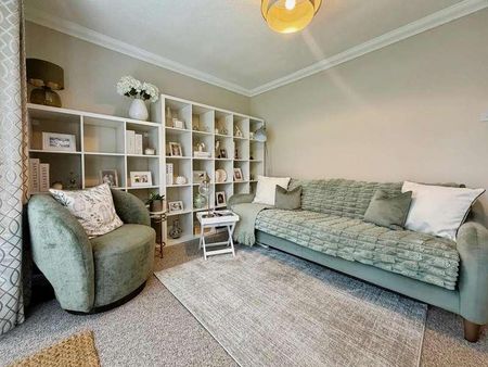 Gwaun Hyfryd, Caerphilly, CF83 - Photo 2