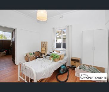 36 Railway Avenue, Horsham, Vic 3400 - Photo 2