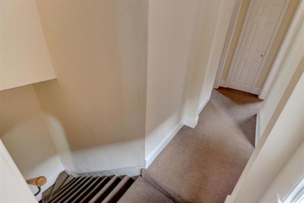 High Street, Great Glen - Photo 1