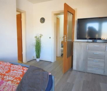 HELLES MÖBELIERTES APARTMENT MIT BALKON NÄHE GERICHT KREFELD - Photo 5