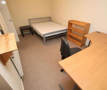 4 bedroom house to rent - Photo 2