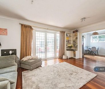 3 bedroom detached house to rent - Photo 5