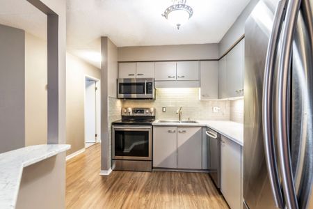 For Lease - 3085 Kingsway Drive Unit# 52, Kitchener, Ontario - Photo 4