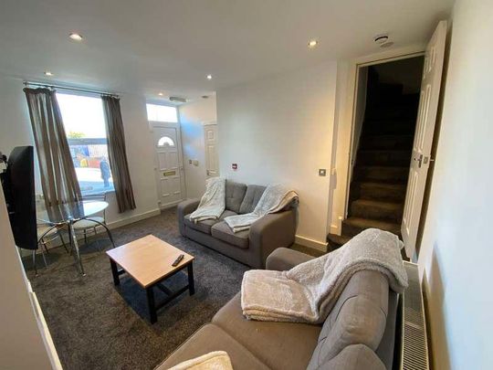 Barnbrough Street, Leeds, West Yorkshire, LS4 - Photo 1