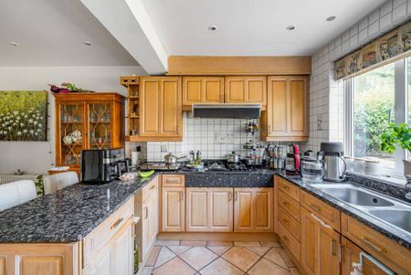 3 bedroom house to rent - Photo 3