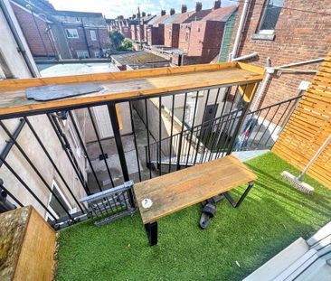 2 bed maisonette to rent in NE29 - Photo 2