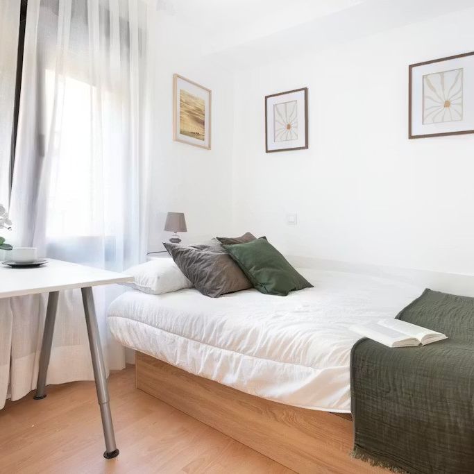 Calle de Raimundo Fernández Villaverde, Madrid, Community of Madrid 28003 - Photo 1