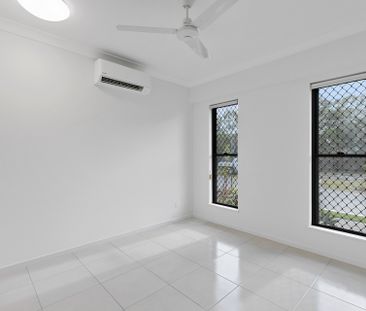 MAJESTIC MASTERPIECE WITH MEDIA ROOM – SOUGHT AFTER LOCATION IN SCH... - Photo 5