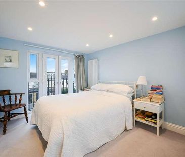 Vernon Avenue, Raynes, SW20 - Photo 5