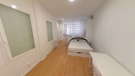 Piso de alquiler en Calle de Istúriz, Cuatro Caminos - Azca - Photo 4