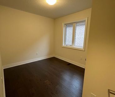 For Lease - 4 Finley Way Unit# Main, 2nd, Markham, Ontario - Photo 3