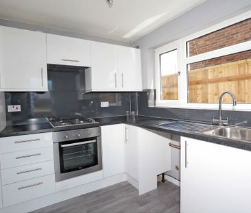 Nevill Road, Uckfield, TN22 - Photo 2