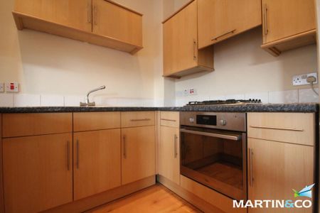 2 bedroom apartment to rent - Photo 4