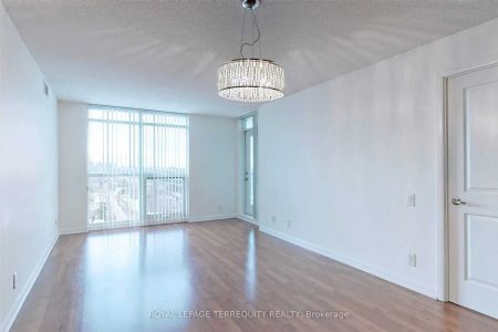 17 Anndale Drive #2211 - Photo 2