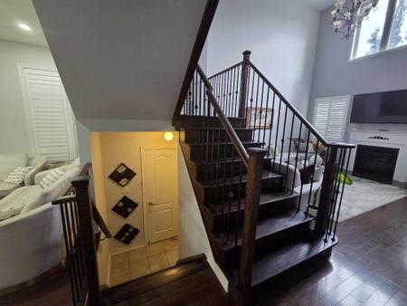 For Lease - 242 Jarrett Crossing Court, Milton, Ontario - Photo 3