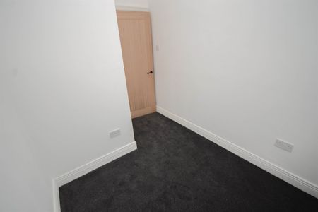 3 bed flat to rent in Leighton Street, South Shields, NE33 - Photo 5