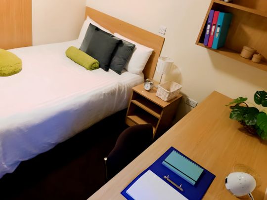 Deluxe En-Suite - Photo 1