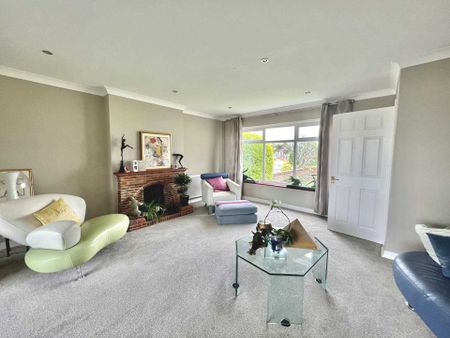 Manor Way, Elmer - Photo 2