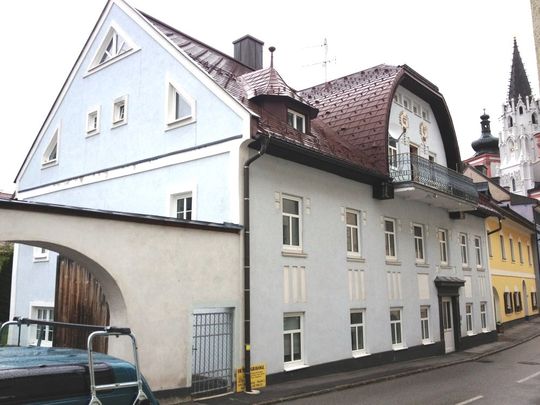 Gepflegte Altbauwohnung in Mariazell - Zentrumslage! - Photo 1