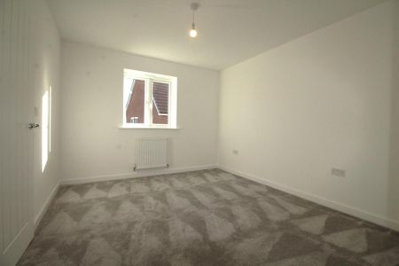 3 bedroom detached house to rent - Photo 5