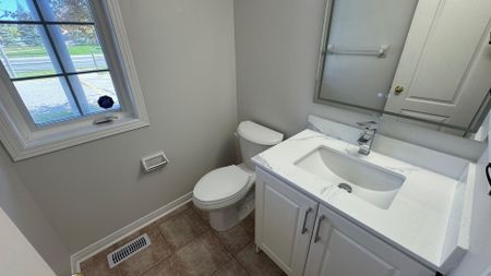 For Lease - 520 Novo Star Drive Unit# 24, Mississauga, Ontario - Photo 2