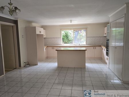 9 Pater Close, Narre Warren - Photo 4