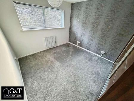 Glynn Crescent, Halesowen, B63 - Photo 2