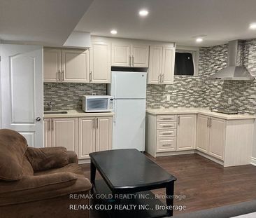 For Lease - 52 Mincing Trail Unit# Studio, Brampton, Ontario - Photo 2